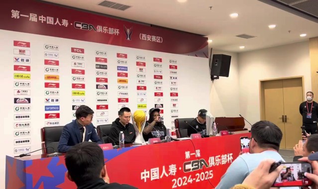 九游会j9官网真人游戏第一品牌卢伟：杯赛办得很好 年轻球员和外援都在窗口期得到了锻炼