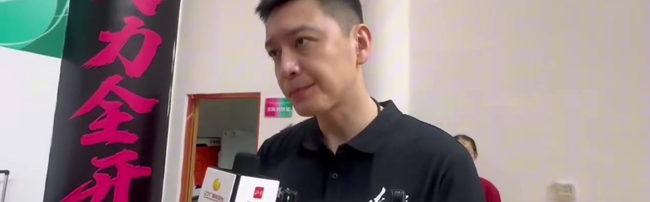 j9九游会官方登录提前晋级！杨鸣：我们队代表家乡的这种情怀和斗志是最高标准的