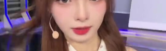 j9九游真人游戏第一平台LPL主持人泱泱更新生活VLOG：泱之48小时都干了点啥